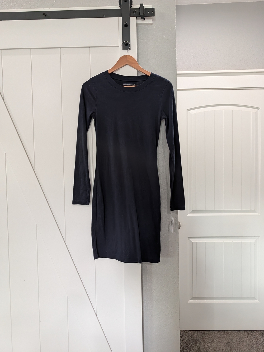 Abercrombie & Fitch Navy Long-Sleeve Crewneck Dress